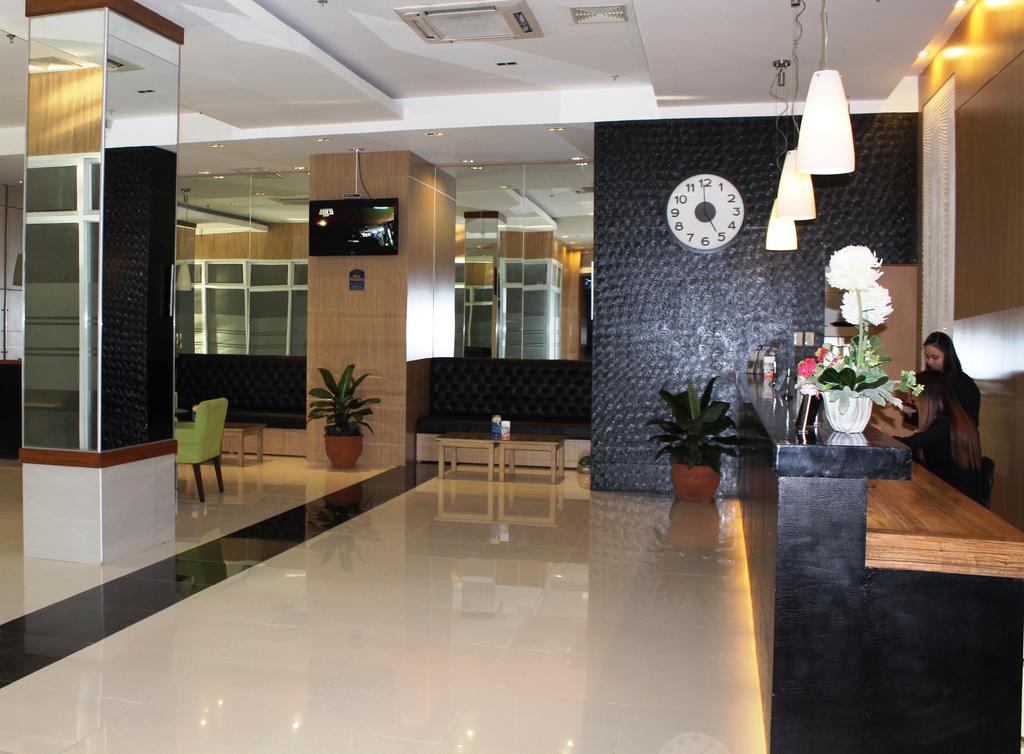 Azzurro Hotel Angeles Εξωτερικό φωτογραφία
